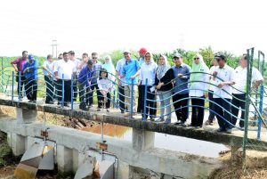 Menteri MESTECC Turun Padang Memeriksa Infrastruktur Pencegahan Pembakaran Terbuka di Johan Setia Klang 9