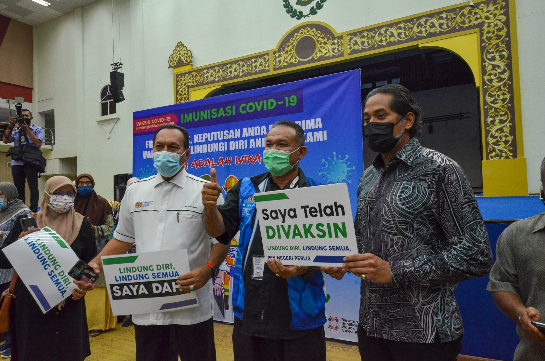 Lawatan Kerja Yb Menteri Ke Usat Pemberian Vaksin Ppv Dewan 2020 Kangar Perlis Portal Rasmi Kementerian Sains Teknologi Dan Inovasi