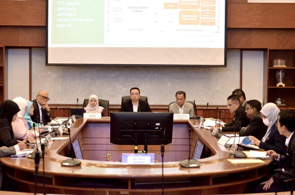 434217958 831875725634751 7529622288003979216 n