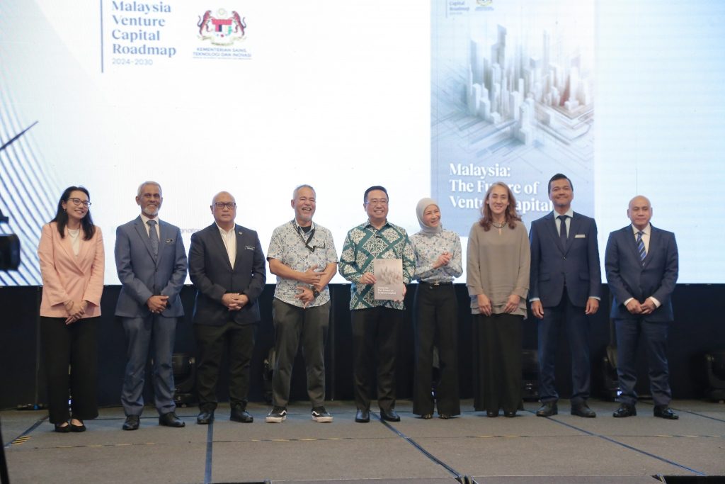 434413923 835407145281609 4348279881923375728 n