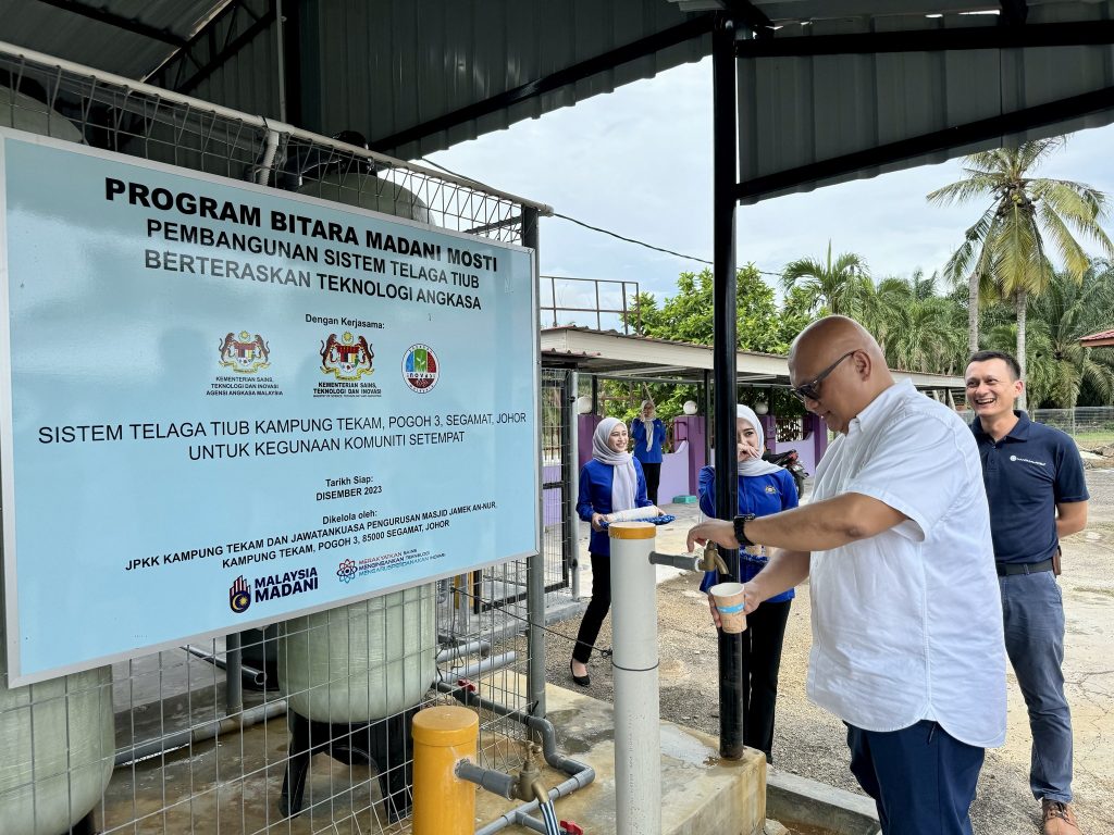 441406644 869541235201533 4607301232840293388 n