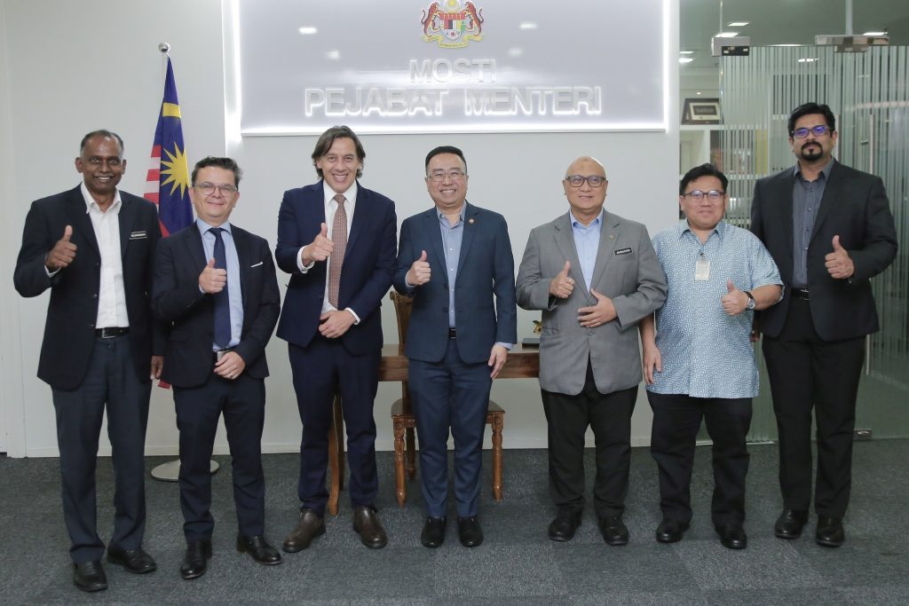 442476635 865157842306539 1531434091756576046 n