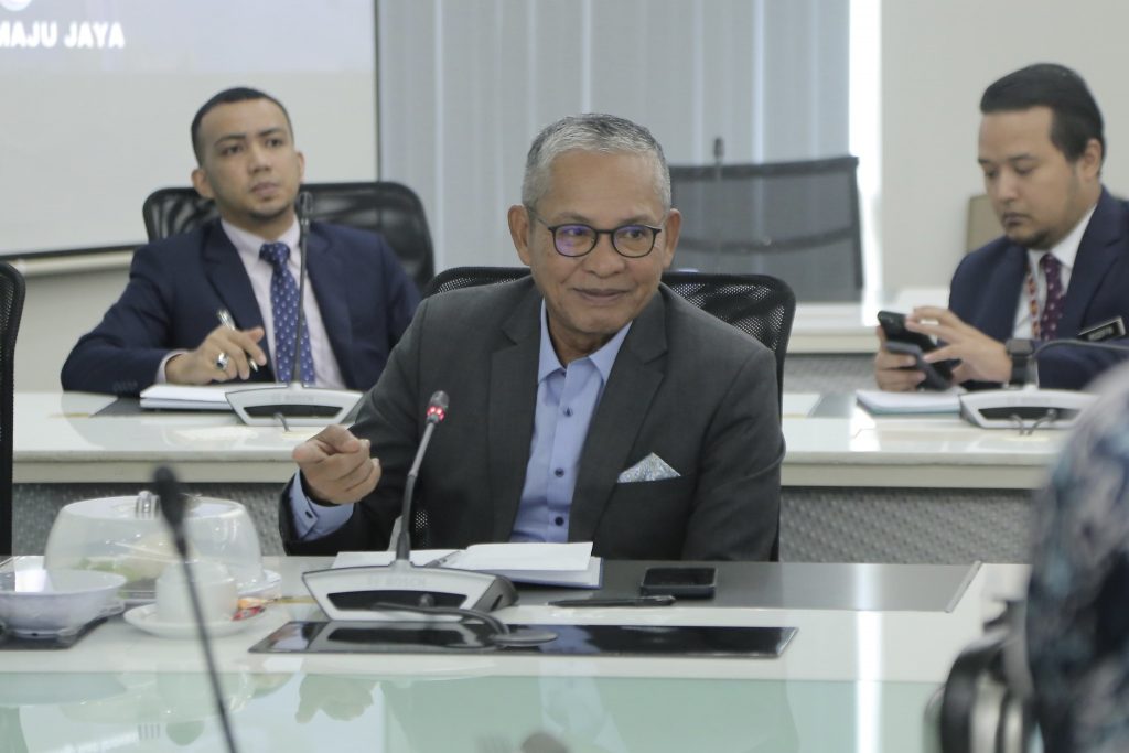 445507357 874092654746391 2092042542981071659 n