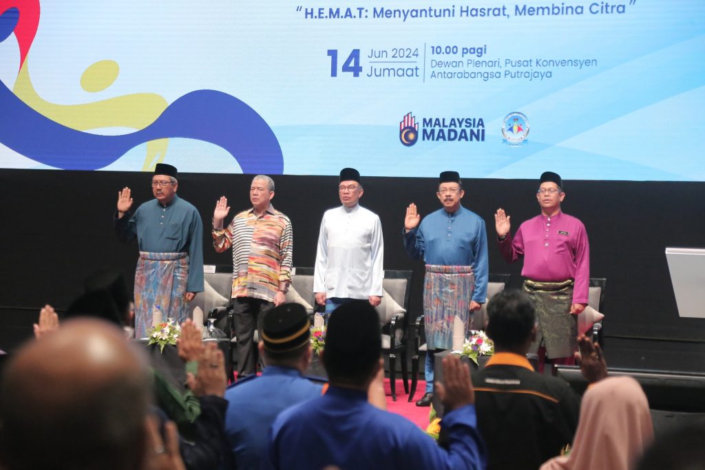 448261165 884791780343145 8106795998950408642 n