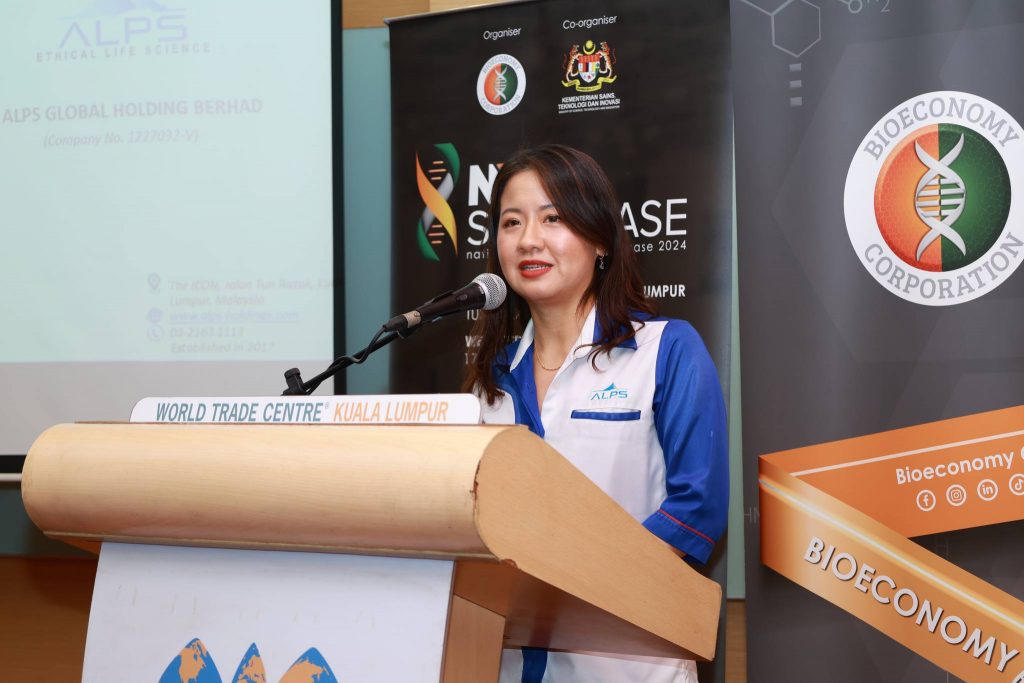 449446468 896308989191424 1840773244903367613 n