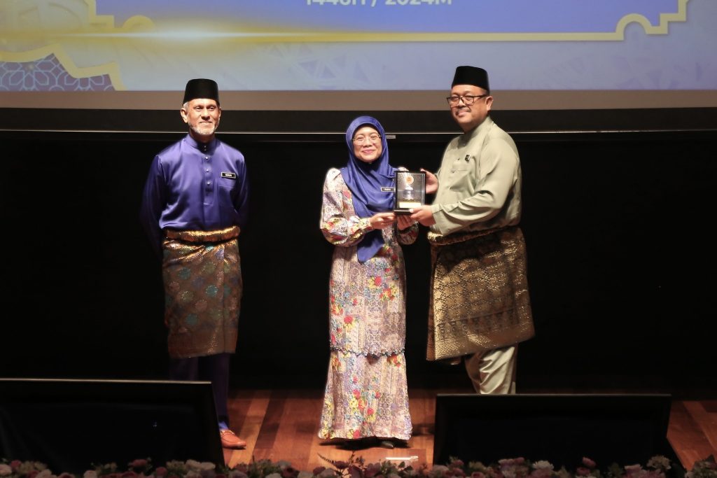 452225007 910567201098936 3840096025861912444 n