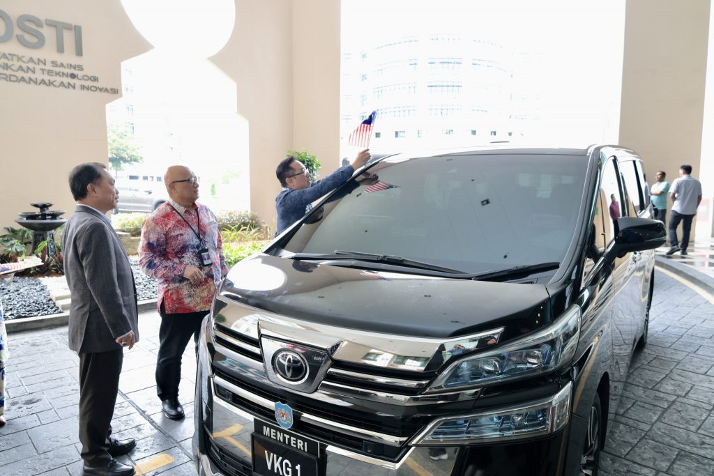 454654735 920236010132055 6167017172180213212 n