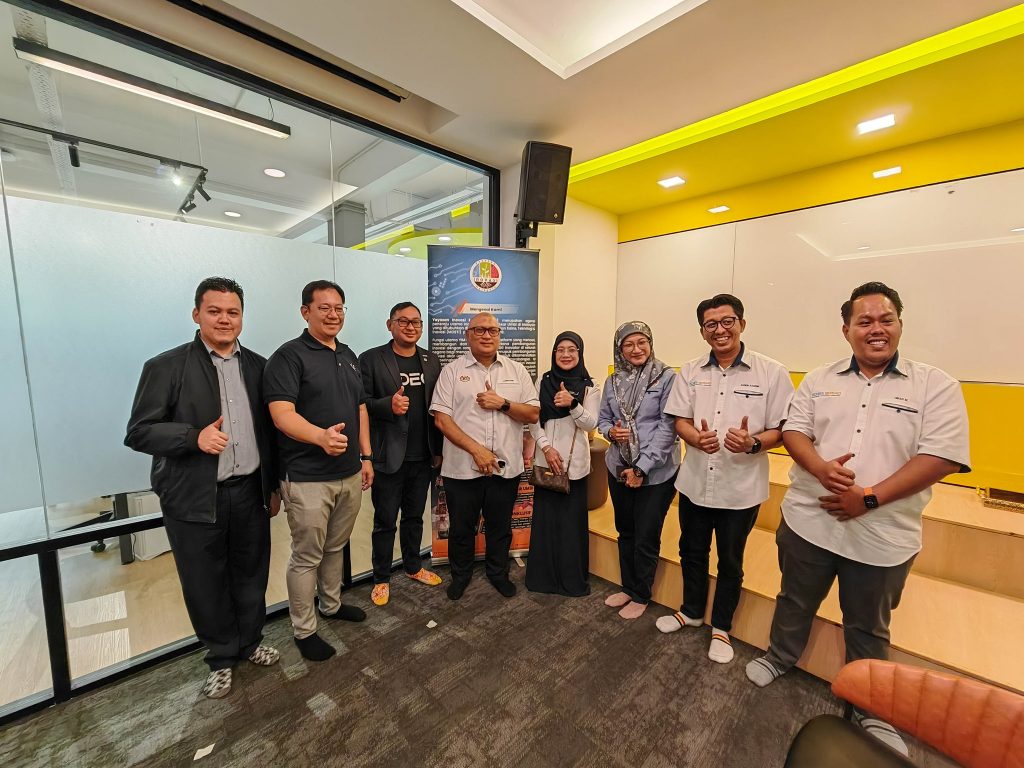 458938485 943970384425284 5147643021804544815 n