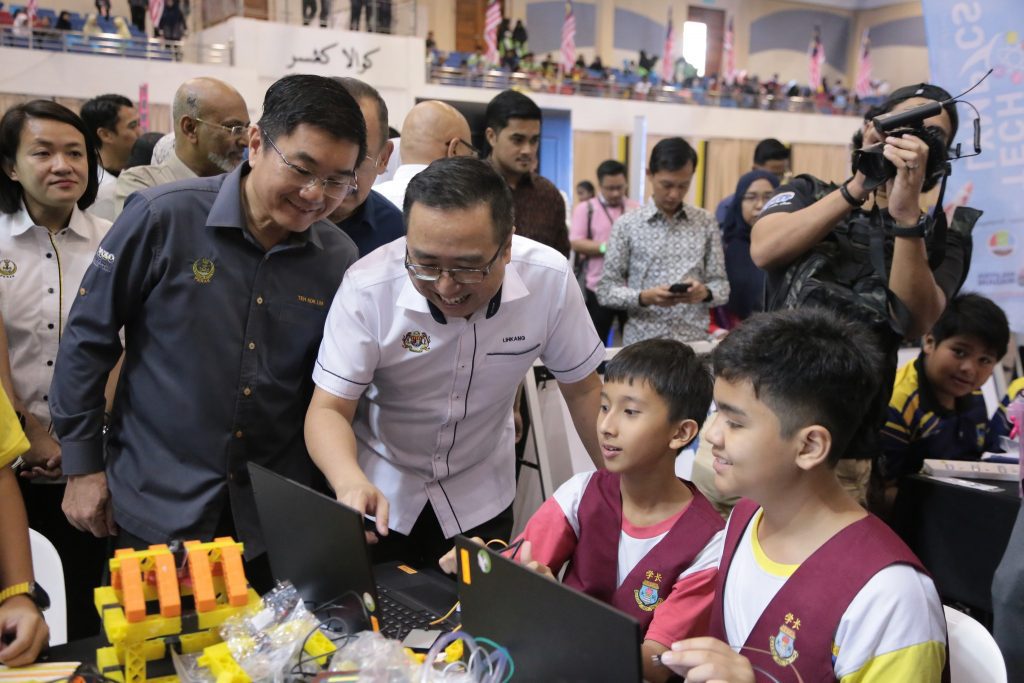 462208137 965342215621434 1950667759735153487 n