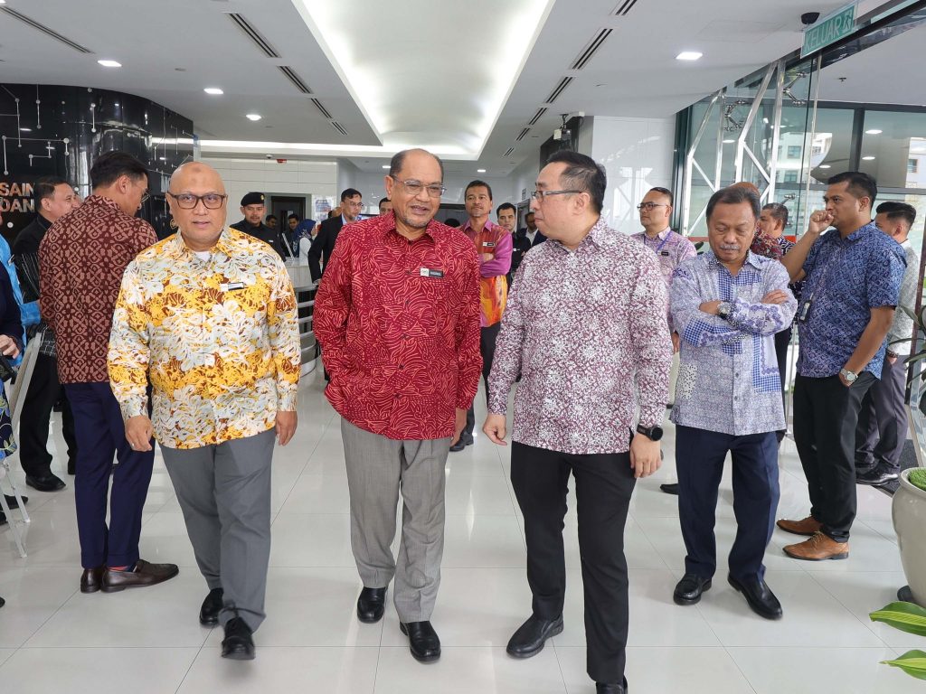 504091705 1155886919900295 3879328171879442188 n