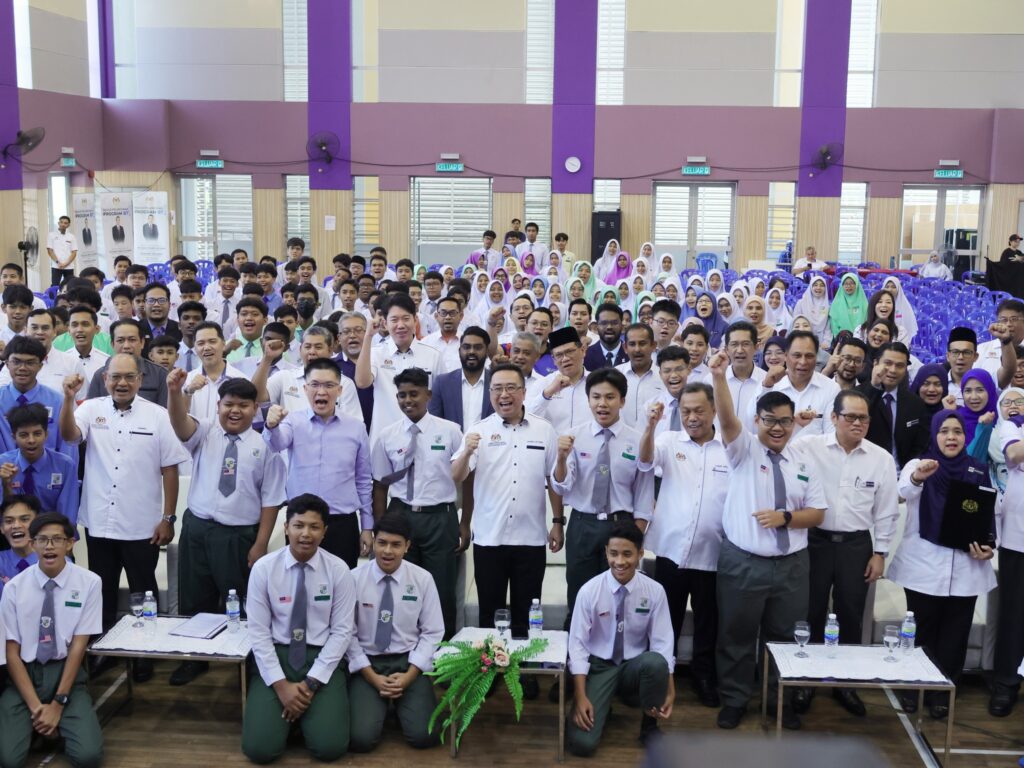 516743499 1182026663952987 5548378859399352808 n