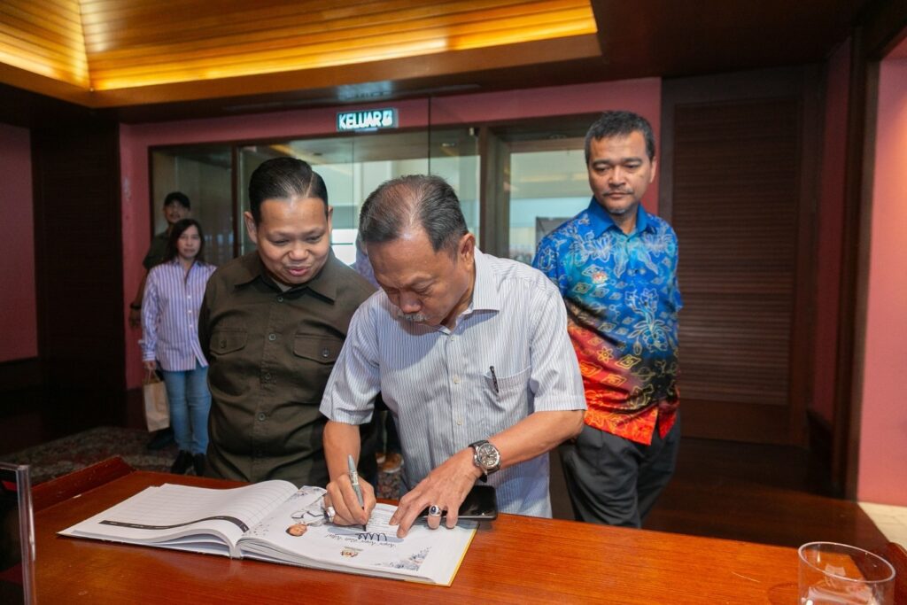 518064217 1186345426854444 5938126216930222626 n