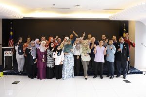 SESI SANTAI 18 2