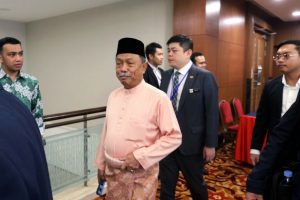 Belanjawan 2027 Menggapai di Langit, Mengakar di Bumi 2
