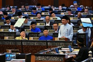 Belanjawan 2027 Menggapai di Langit, Mengakar di Bumi 3