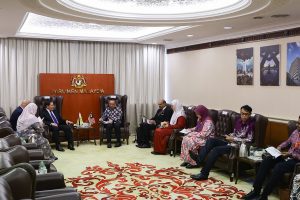 Sesi Kunjungan Hormat Pesuruhjaya Tinggi Brunei Darussalam Ke Atas Menteri Sains, Teknologi dan Inovasi 3